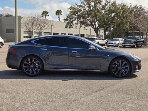 2016 Tesla Model S 70