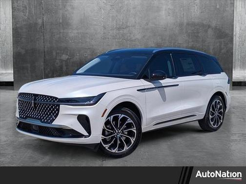 2025 Lincoln Nautilus Reserve