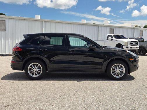 2016 Porsche Cayenne Cayenne