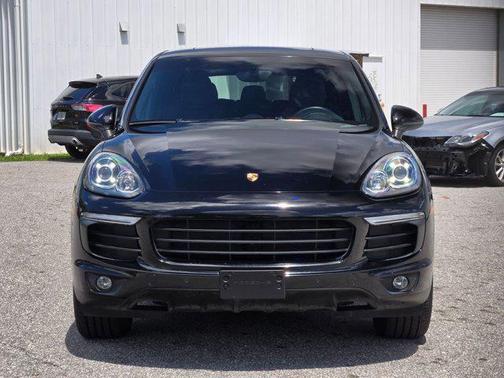 2016 Porsche Cayenne Cayenne