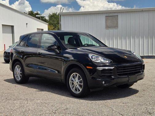 2016 Porsche Cayenne Cayenne