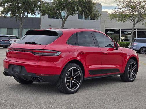2021 Porsche Macan AWD