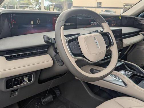 2025 Lincoln Nautilus Premiere