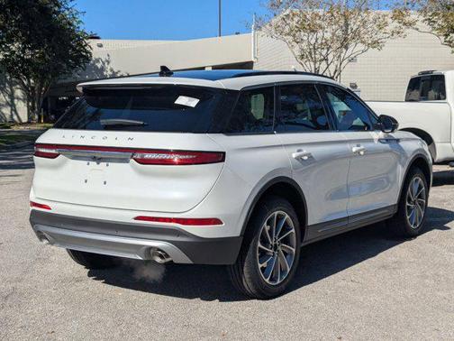 2026 Lincoln Corsair Premiere
