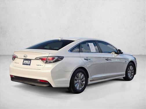 2016 Hyundai SONATA Hybrid SE