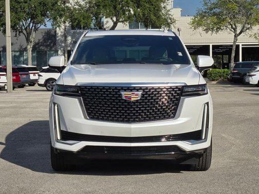 2022 Cadillac Escalade ESV Premium Luxury