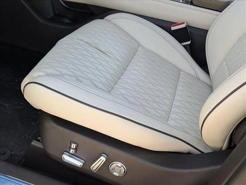 2025 Lincoln Nautilus Black Label