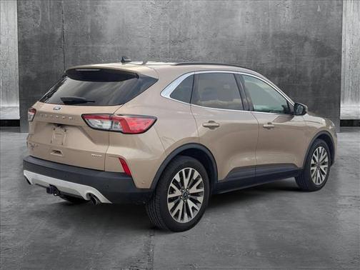 2020 Ford Escape Titanium