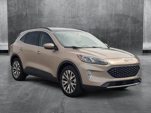 2020 Ford Escape Titanium