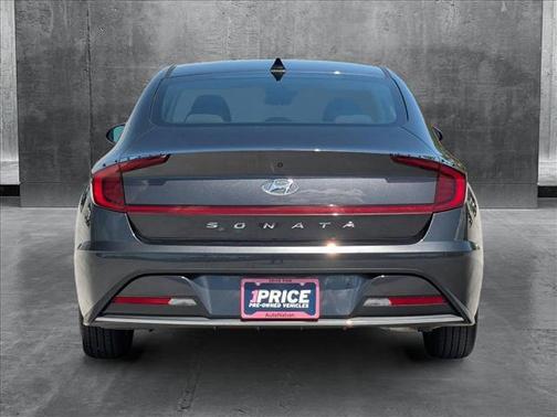 2022 Hyundai SONATA SE