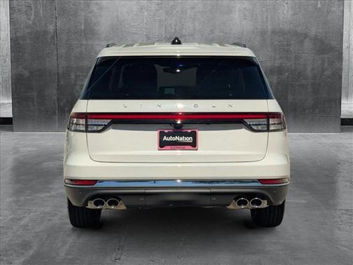 2025 Lincoln Aviator Premiere
