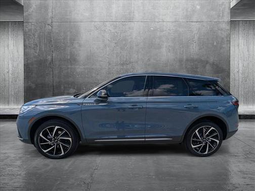 2025 Lincoln Corsair Reserve