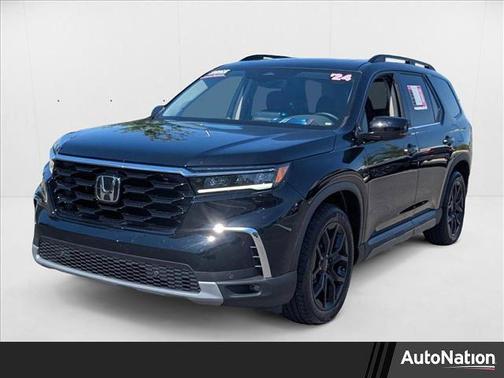 2025 Honda Pilot Touring 8-Passenger