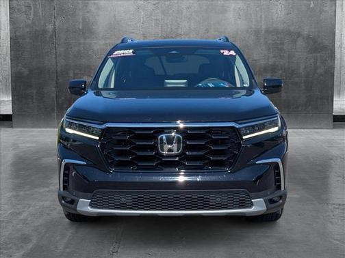 2025 Honda Pilot Touring 8-Passenger