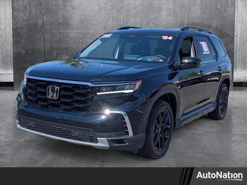 2025 Honda Pilot Touring 8-Passenger