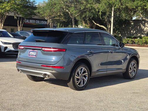 2025 Lincoln Corsair Premiere