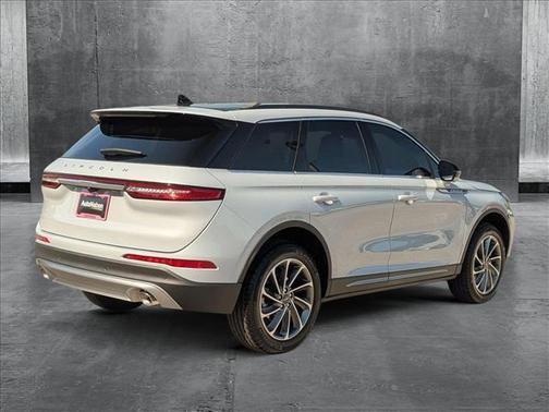 2025 Lincoln Corsair Premiere