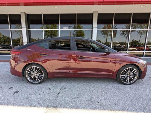 2018 Hyundai ELANTRA SE