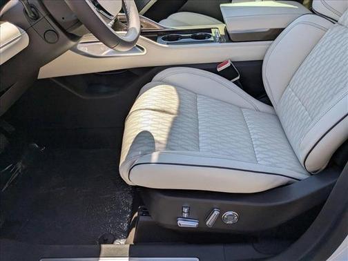 2025 Lincoln Nautilus Black Label