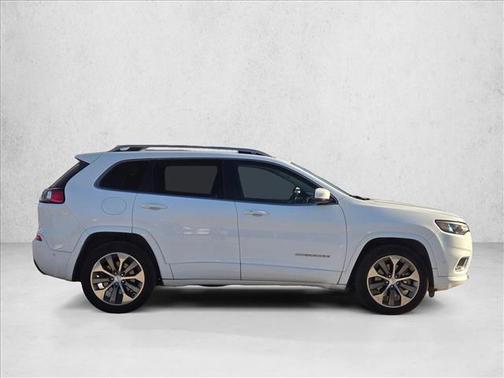 2019 Jeep Cherokee Overland
