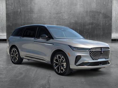2025 Lincoln Nautilus Reserve