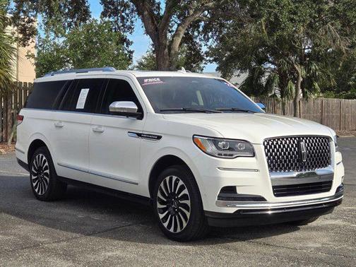 2022 Lincoln Navigator Black Label