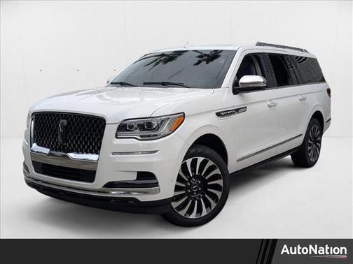 2022 Lincoln Navigator Black Label