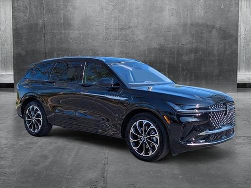 2025 Lincoln Nautilus Reserve