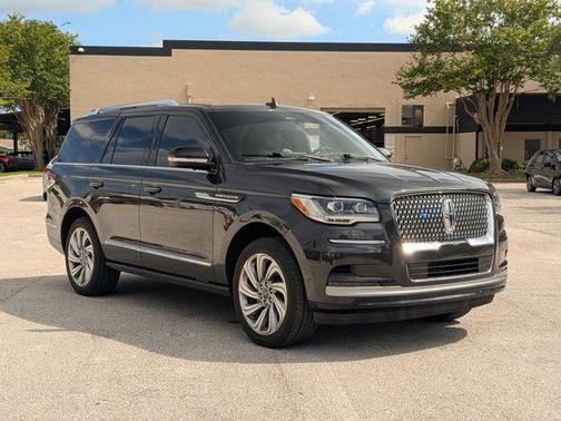 2023 Lincoln Navigator Reserve