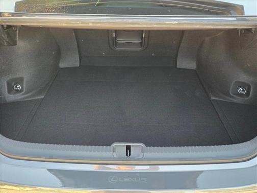 2022 Lexus ES 350 Base