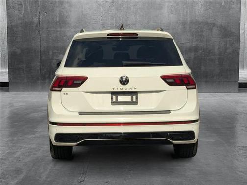 2022 Volkswagen Tiguan 2.0T SE R-Line Black