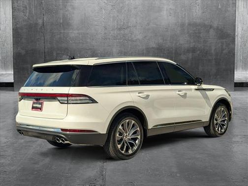 2025 Lincoln Aviator Premiere