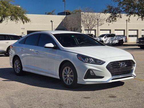 2019 Hyundai SONATA SE