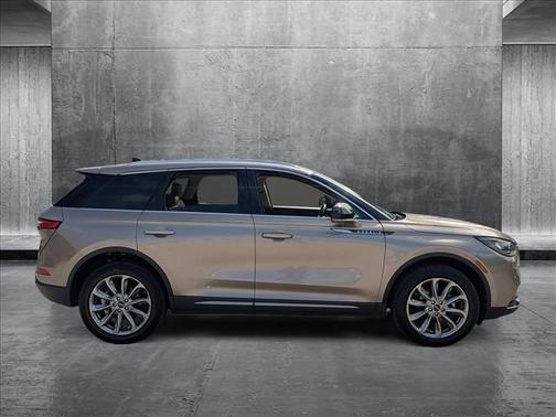 2021 Lincoln Corsair Standard