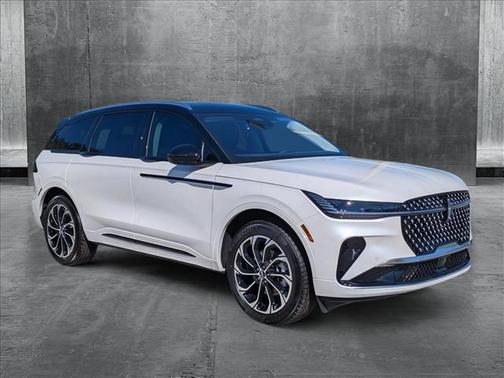 2025 Lincoln Nautilus Reserve