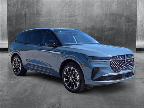 2025 Lincoln Nautilus Reserve