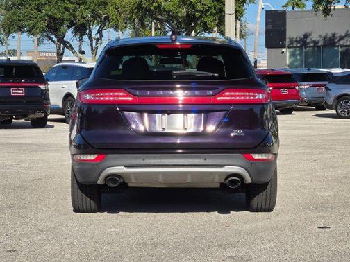 2015 Lincoln MKC Base