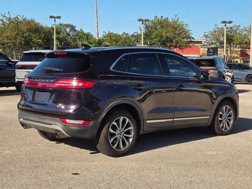 2015 Lincoln MKC Base
