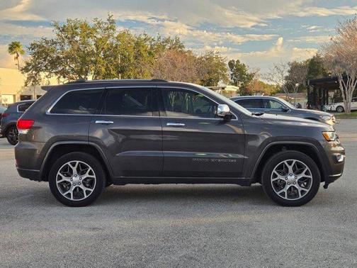 2019 Jeep Grand Cherokee Overland