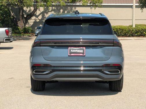 2025 Lincoln Nautilus Black Label