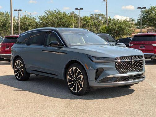 2025 Lincoln Nautilus Black Label