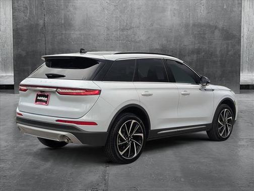 2025 Lincoln Corsair Reserve