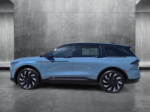 2025 Lincoln Nautilus Reserve