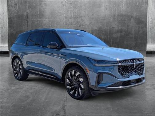 2025 Lincoln Nautilus Reserve