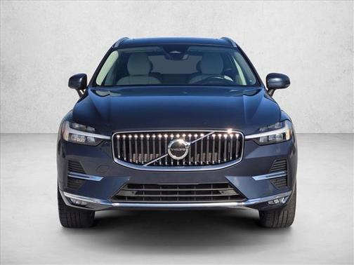 2022 Volvo XC60 B5 Inscription