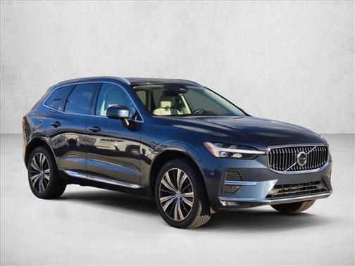 2022 Volvo XC60 B5 Inscription