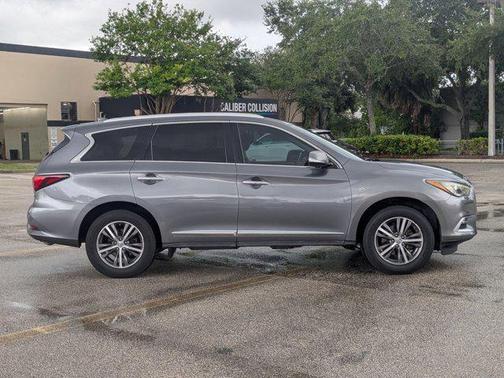 2016 INFINITI QX60 Base