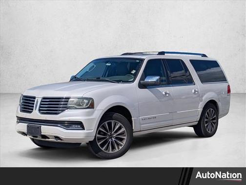 2015 Lincoln Navigator Base