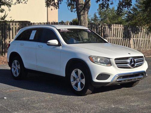 2017 Mercedes-Benz GLC 300 Base