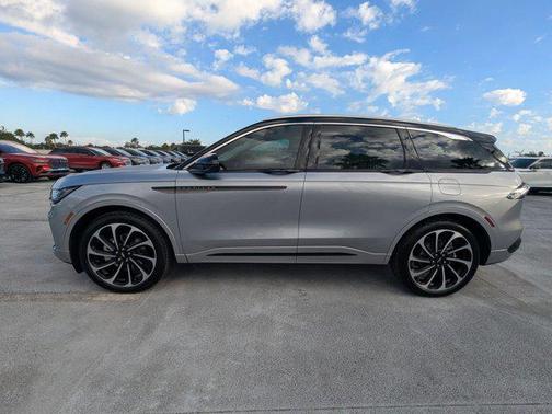 2026 Lincoln Nautilus Black Label